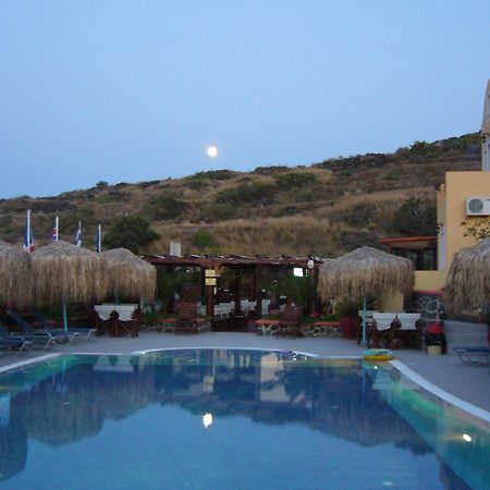 Soulis Hotel Oia  Exterior photo